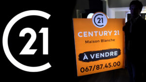 Century 21 maison blanche avec notre éclairage Loumière